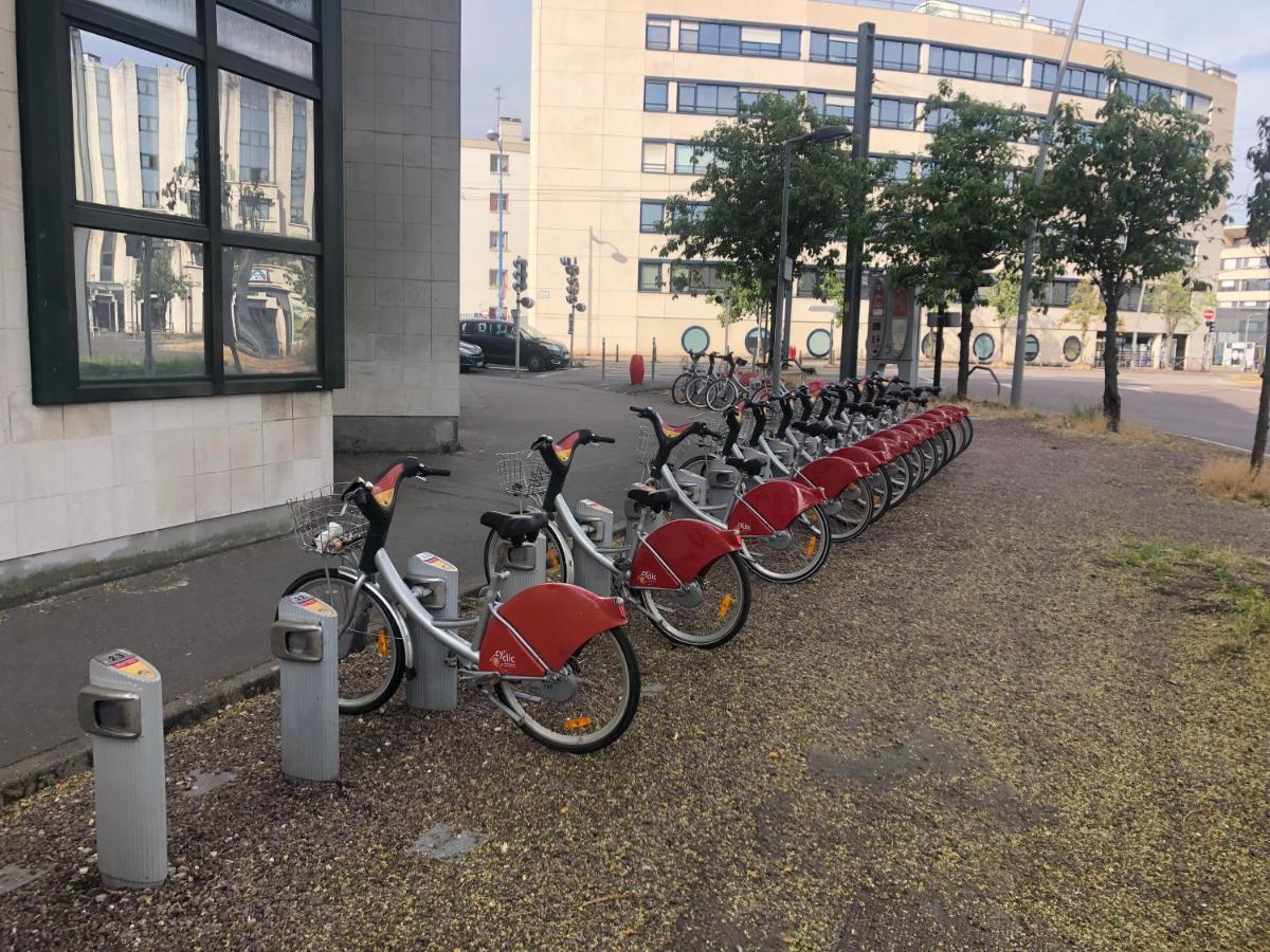 #Lindustriochampetre Free Parking, Bien Situe, Spacieux, Proche Clinique ルーアン エクステリア 写真